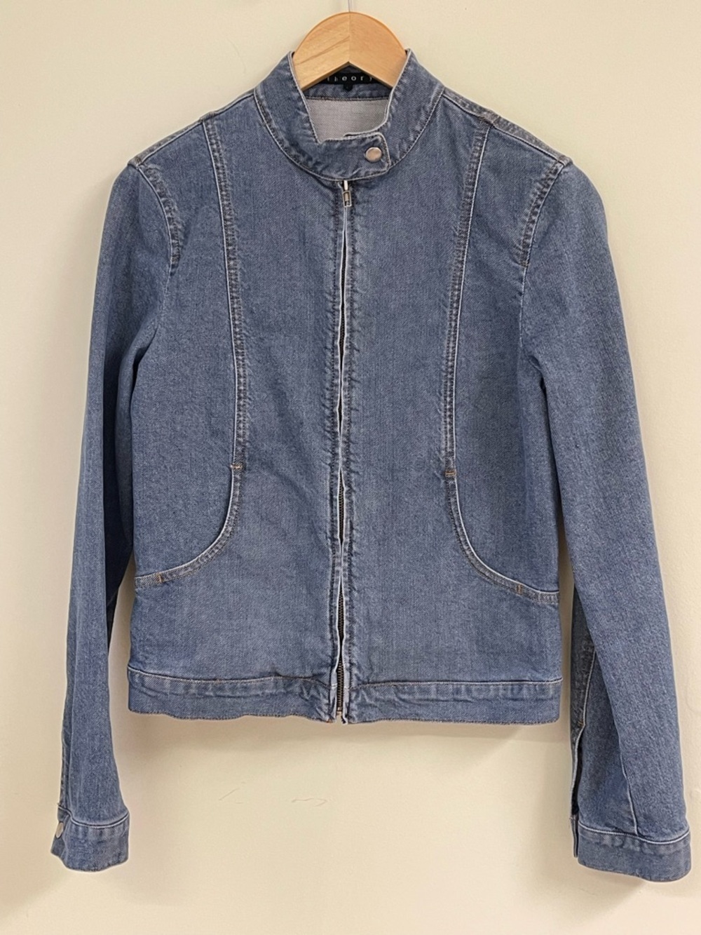 Theory Denim Jacket Size S Blue Zip Front Minimalist Cropped